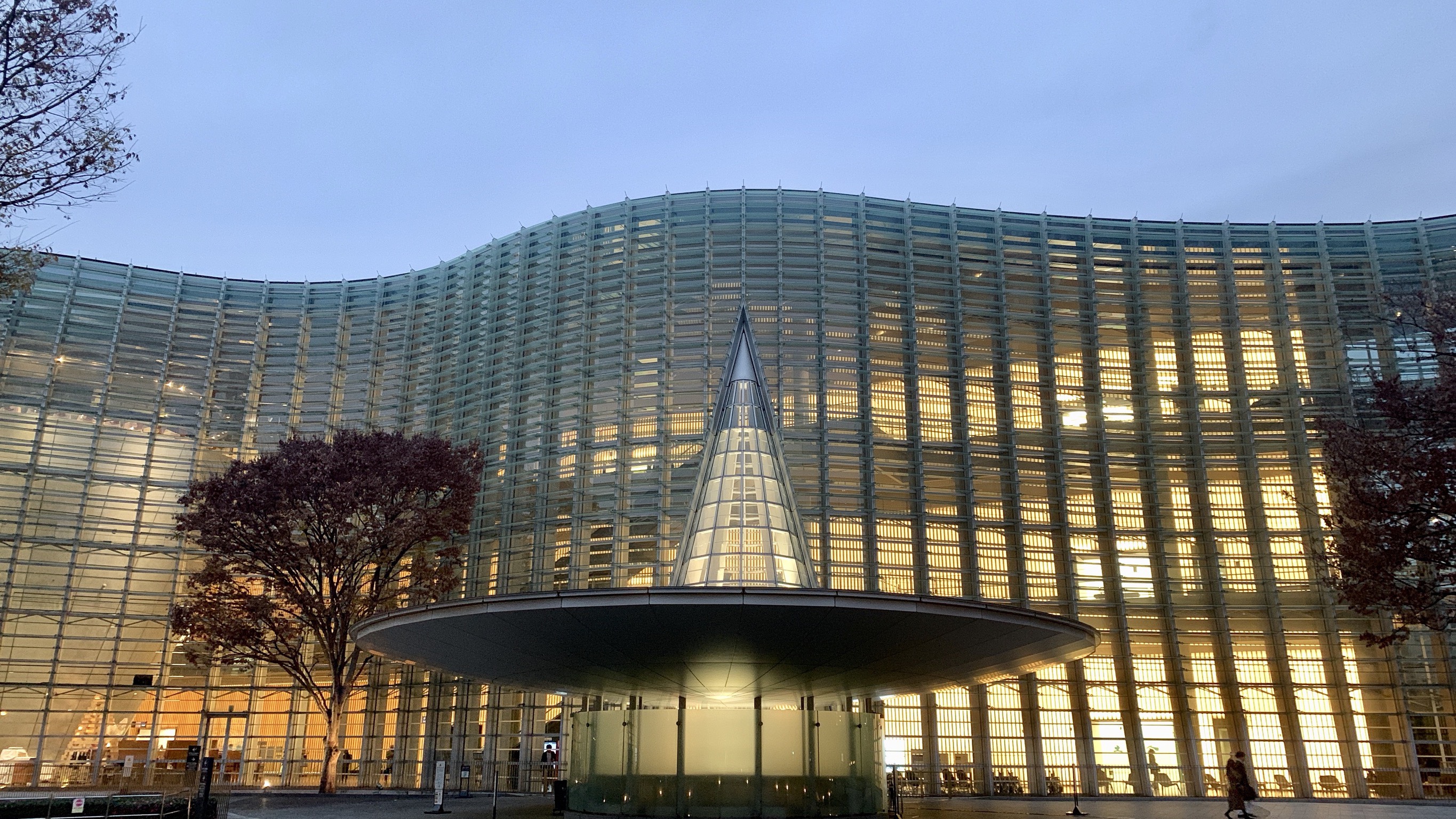 東京建物散歩~国立新美術館~